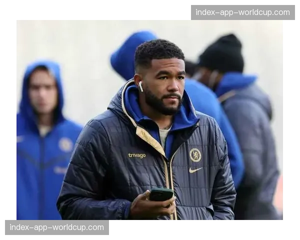 特写：伤愈复出的里斯·詹姆斯在波切蒂诺新体系中被赋予内收后腰角色